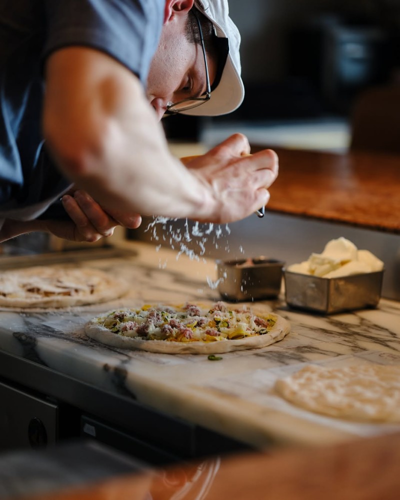 Pizza studio and restaurant in mandarin oriental tokyo